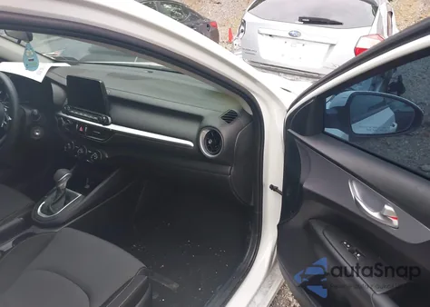 2024 Kia Forte Lxs из США, поврежденный, VIN 3KPF24AD4RE819207